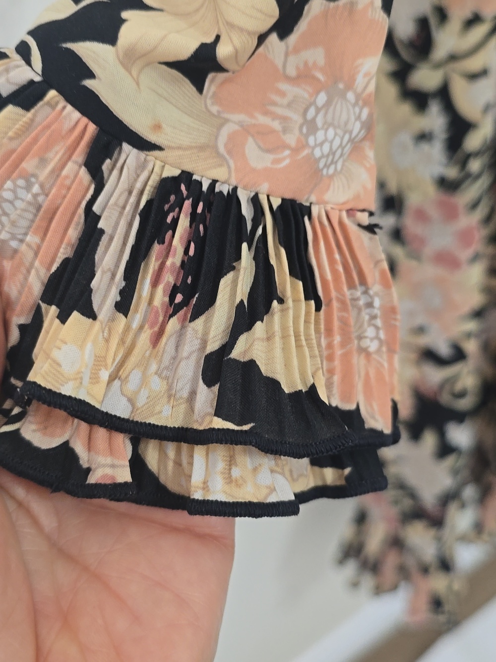 Victor Costa Black Floral Ruffle Maxi Dress with Pink & Cream Accents S - Picture 3 of 14